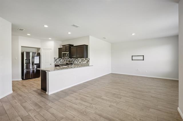 Building Photo - 9412 Red Brush Trl