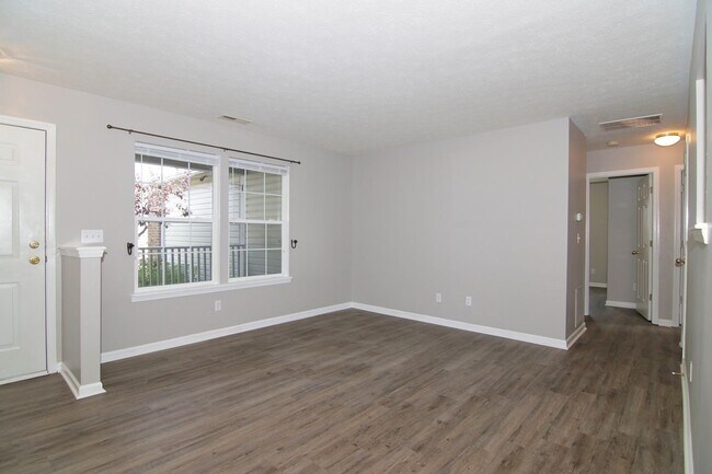 Foto del edificio - Introducing an Exceptional Home – Where El...