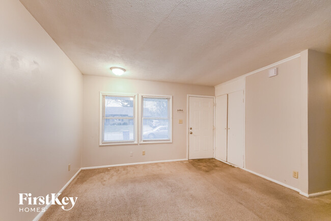 Building Photo - 3616 Tiffany Dr