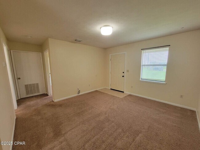 Foto del edificio - 3429 Orchard Wood Rd