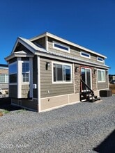 Building Photo - 1412 Amanda Dr