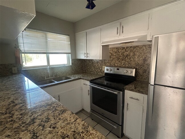 Building Photo - 6702 Biggs Ct