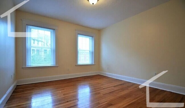 Foto del edificio - 198 Winthrop Rd