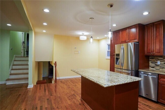 Foto del edificio - 2007 Candace Ln SE