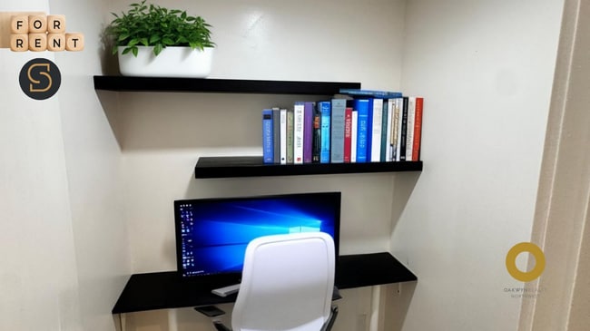 Building Photo - 928 Homer St