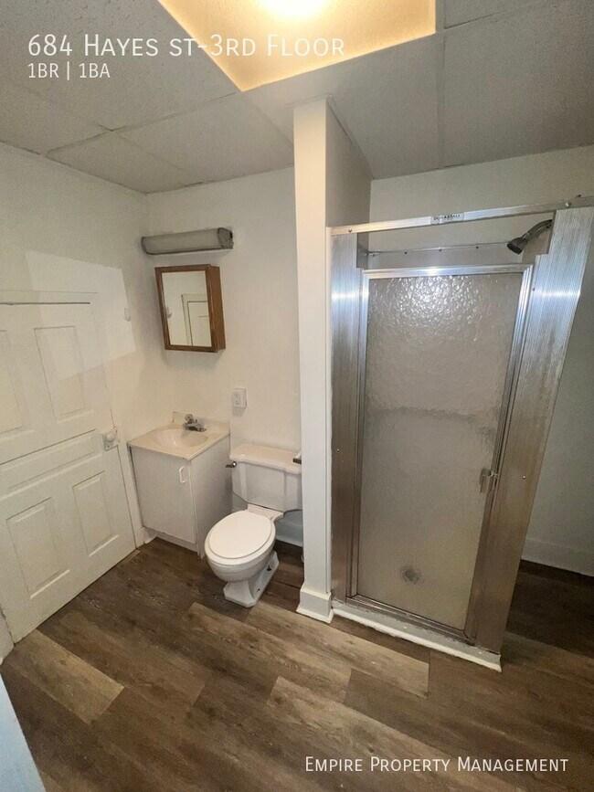 Building Photo - 1 Bedroom/1 Bath in South Bethlehem