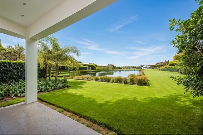 Foto del edificio - 15371 Green River Ct