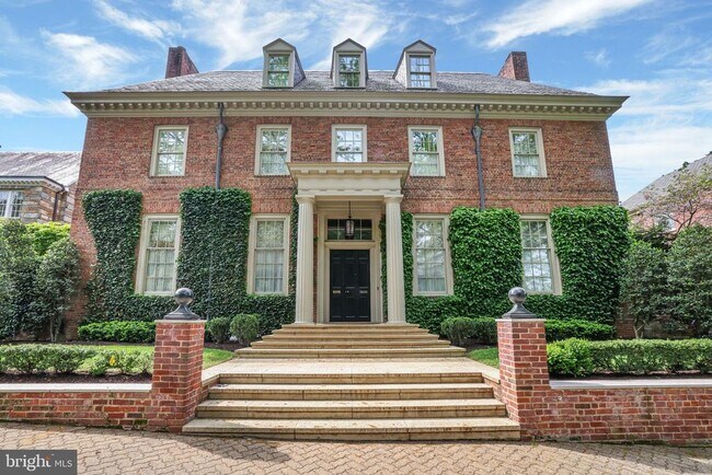 Building Photo - 2310 Kalorama Rd NW