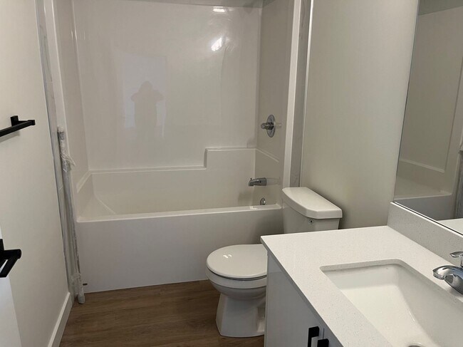 Photo du bâtiment - 0 Bed 0 Bath Unit in Ponoka, AB