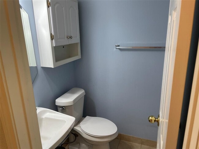 Building Photo - 4703 Leicester Way