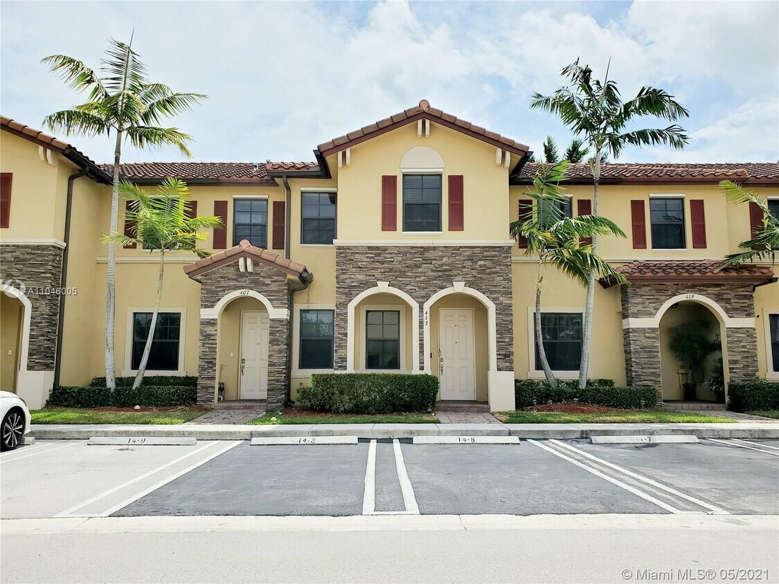 413 SE 32nd Terrace, Homestead, FL 33033 Townhome Rentals in