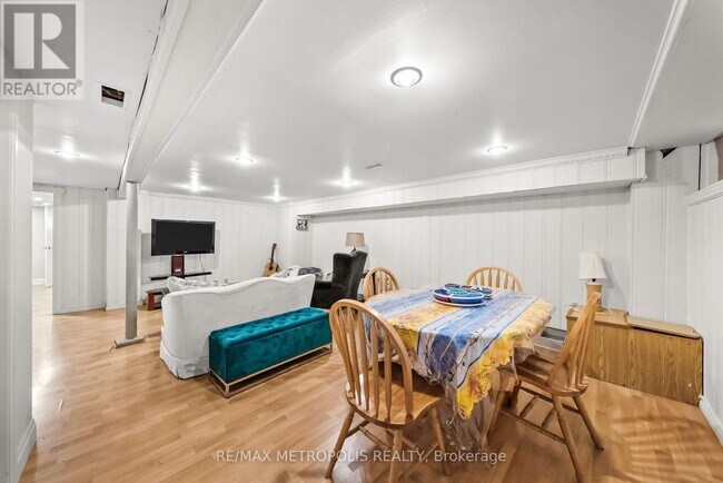 Photo du bâtiment - 48 Billingsgate Crescent