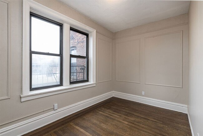 Foto del edificio - 429 Fairmount Ave