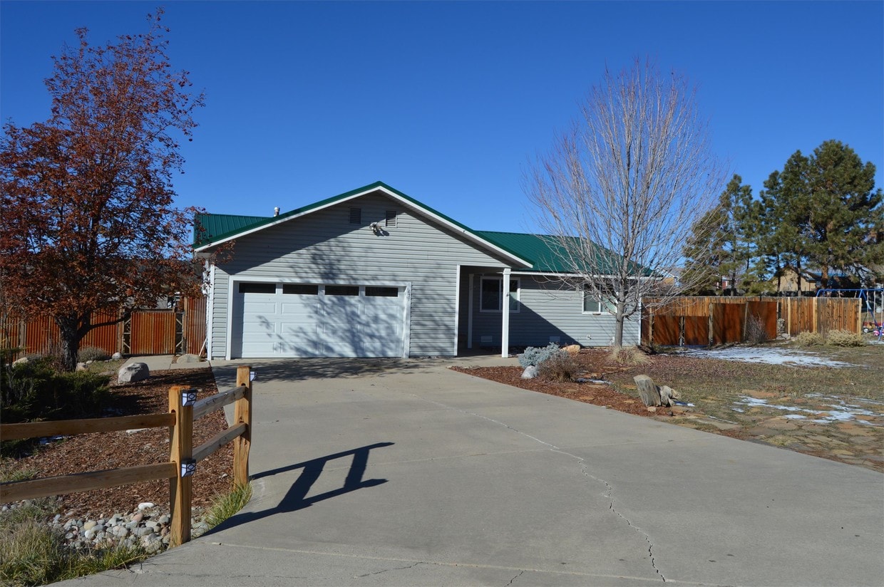 671 E Cedar Dr, Bayfield, CO 81122 House Rental in Bayfield, CO