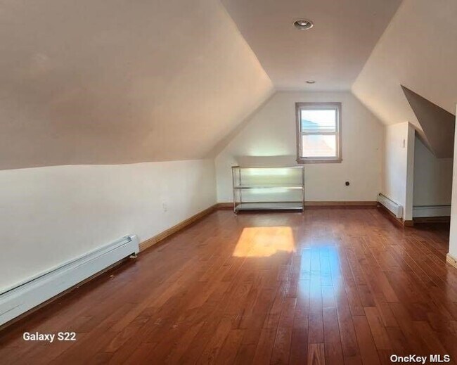 Foto del edificio - 108-37 50th Ave
