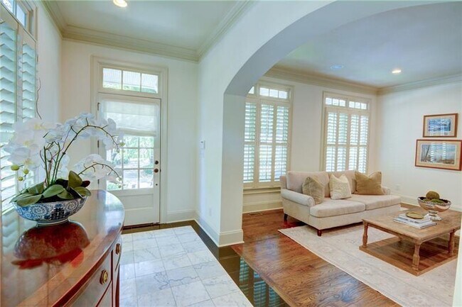Foto del edificio - 1764 Defoor Ave NW