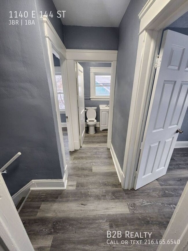 Building Photo - 1140 E 144th St