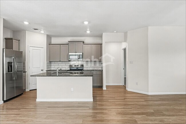 Foto del edificio - 2709 Iberia Ct