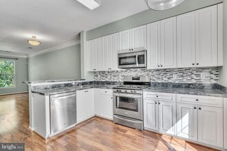 Building Photo - 1148 Cranston Ct