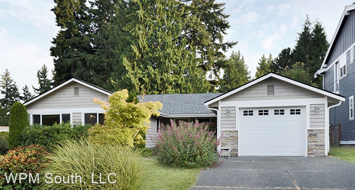 Primary Photo - 4 br, 2 bath House - 10037 NE 23rd St