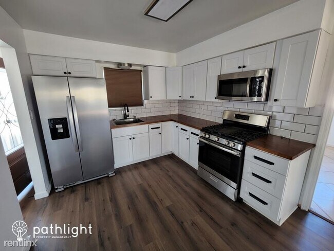 Foto del edificio - 4 br, 2 bath House - 12505 Conejo Road NE ...