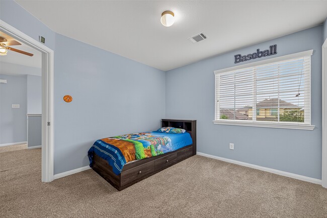 Building Photo - 10314 Douglas Fir Villa Ave
