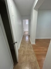 Building Photo - 7325 Rue Sherbrooke O