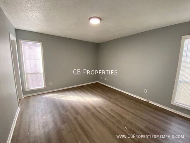 Building Photo - 5689 Maple Tree Dr