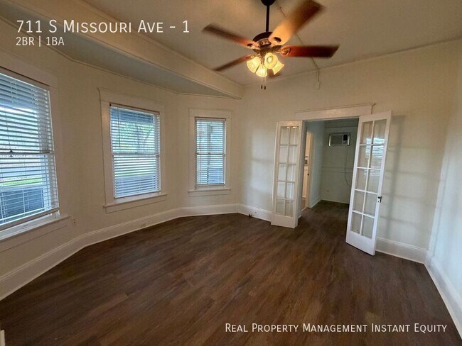 Foto del edificio - 711 S Missouri Ave
