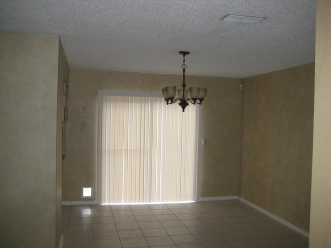 Building Photo - 5412 Baybrook Ave