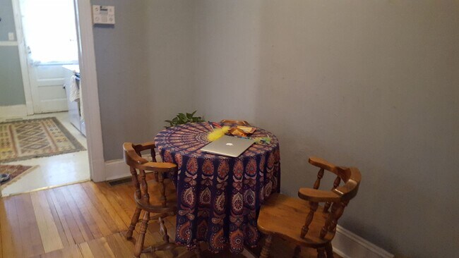 Foto del edificio - 3228 W Grace St