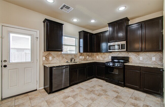Building Photo - 23003 Black Mountain Ash Ct