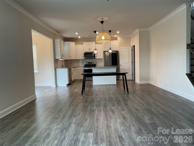 Building Photo - 19108 Yellow Birch Dr