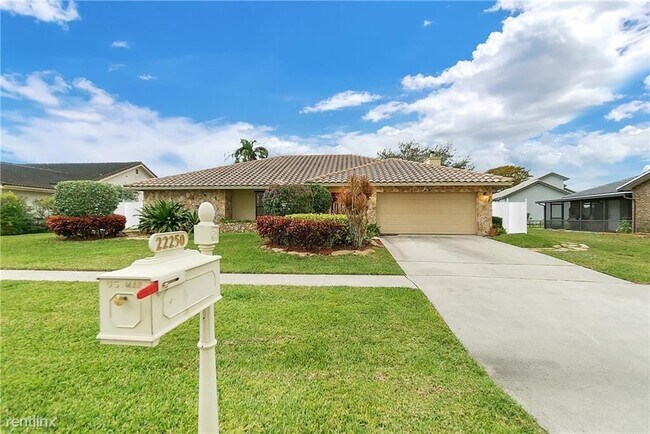 Building Photo - 4 br, 2.5 bath House - 22250 Martella Ave