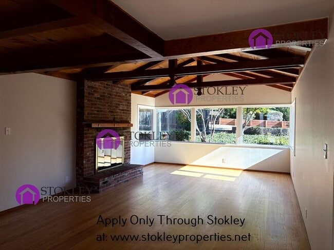 Building Photo - 1130 Laurel Dr