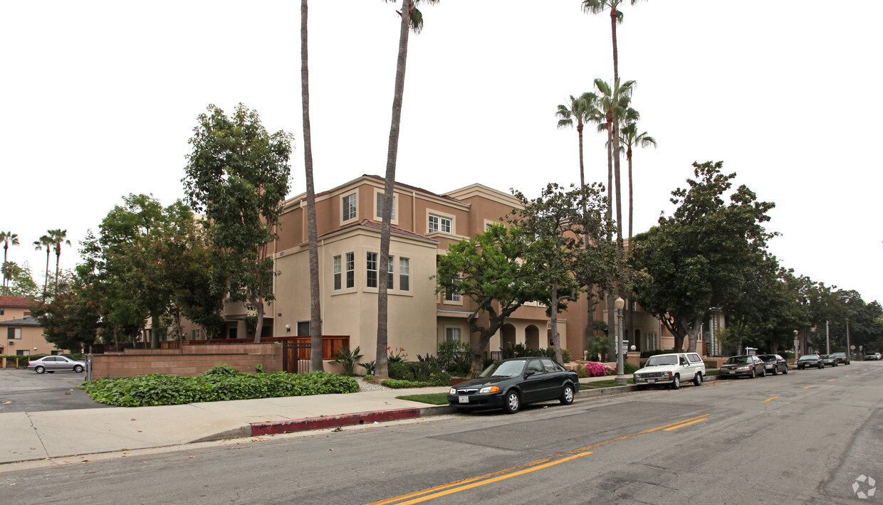 Building Photo - The Madison Apartments