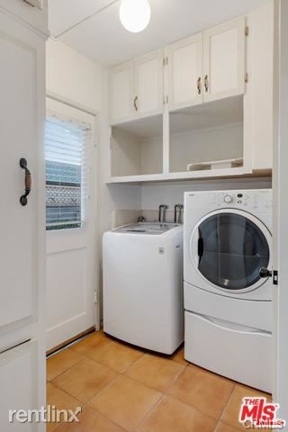 Building Photo - 3 br, 2 bath House - 12340 Hesby St