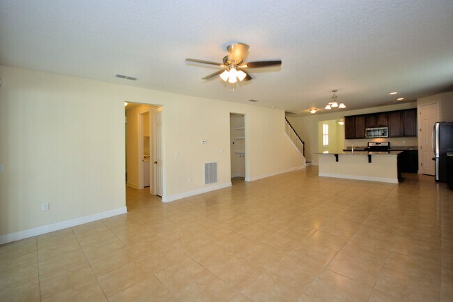 Open floorplan - 236 Tavernier Dr