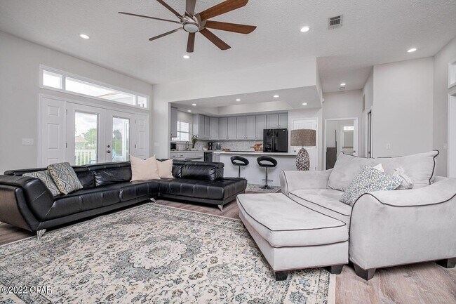 Foto del edificio - 4324 Bingoose Ln