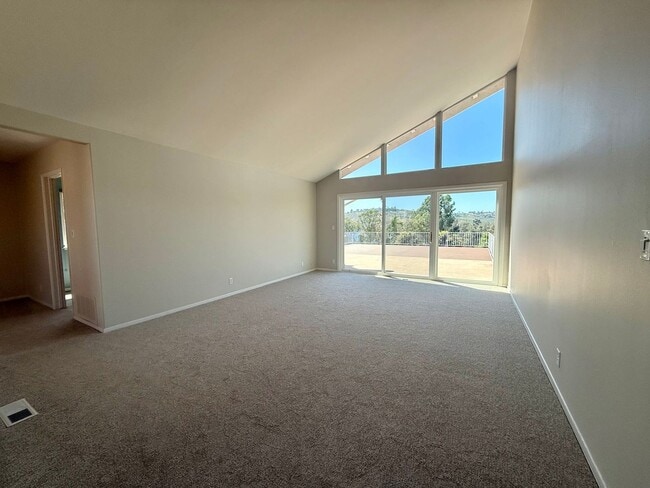 Foto del edificio - Lake Murray View Home with Expansive Outdoor Living - Available Now!