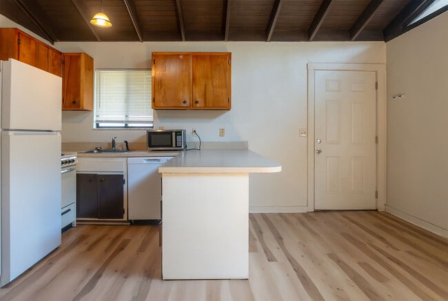 Photo - 1327 Linda Ann Dr Apartment