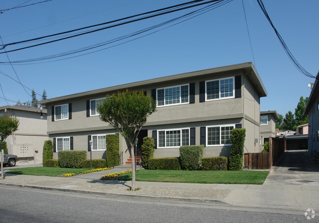 Building Photo - 47 Lester Avenue