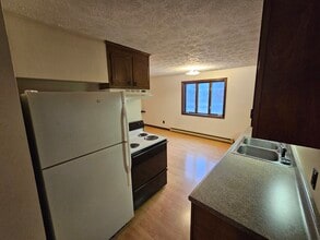 Building Photo - 71 Market St