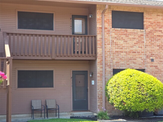 Foto del edificio - 801 River Rd