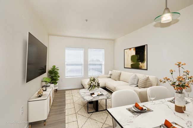 Building Photo - Clyburn at Stapleton