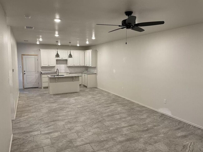 Foto del edificio - 5704 Lehigh St