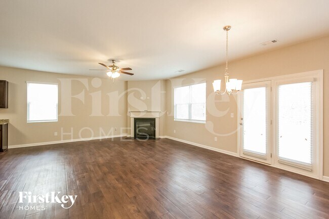 Building Photo - 203 Hayes Park Dr