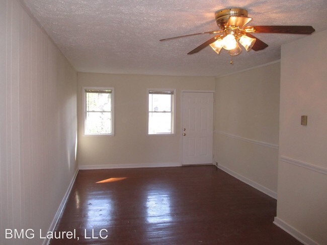 Building Photo - 7725 Muncy Rd