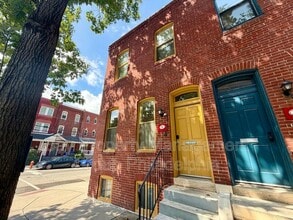 Building Photo - 3847 Spring Garden St