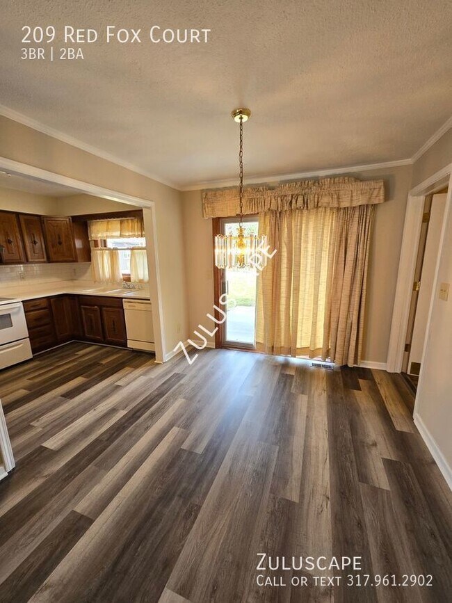 Building Photo - Beautifully Remodeled 3/2 in Arcadia!